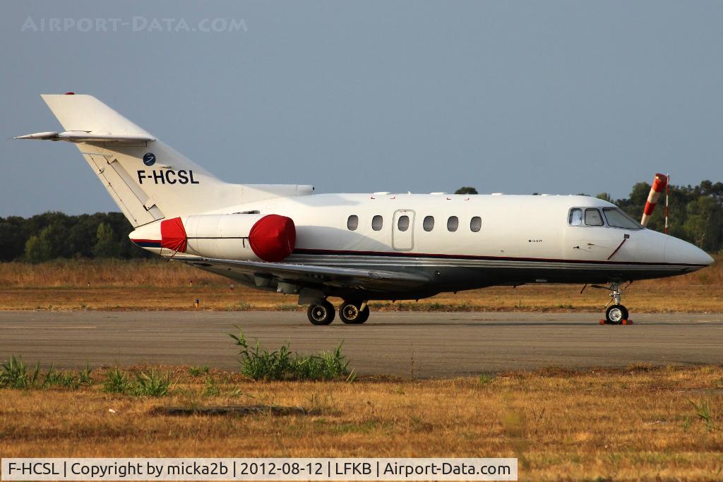 F-HCSL, 1998 Raytheon Hawker 800XP C/N 258385, Parked