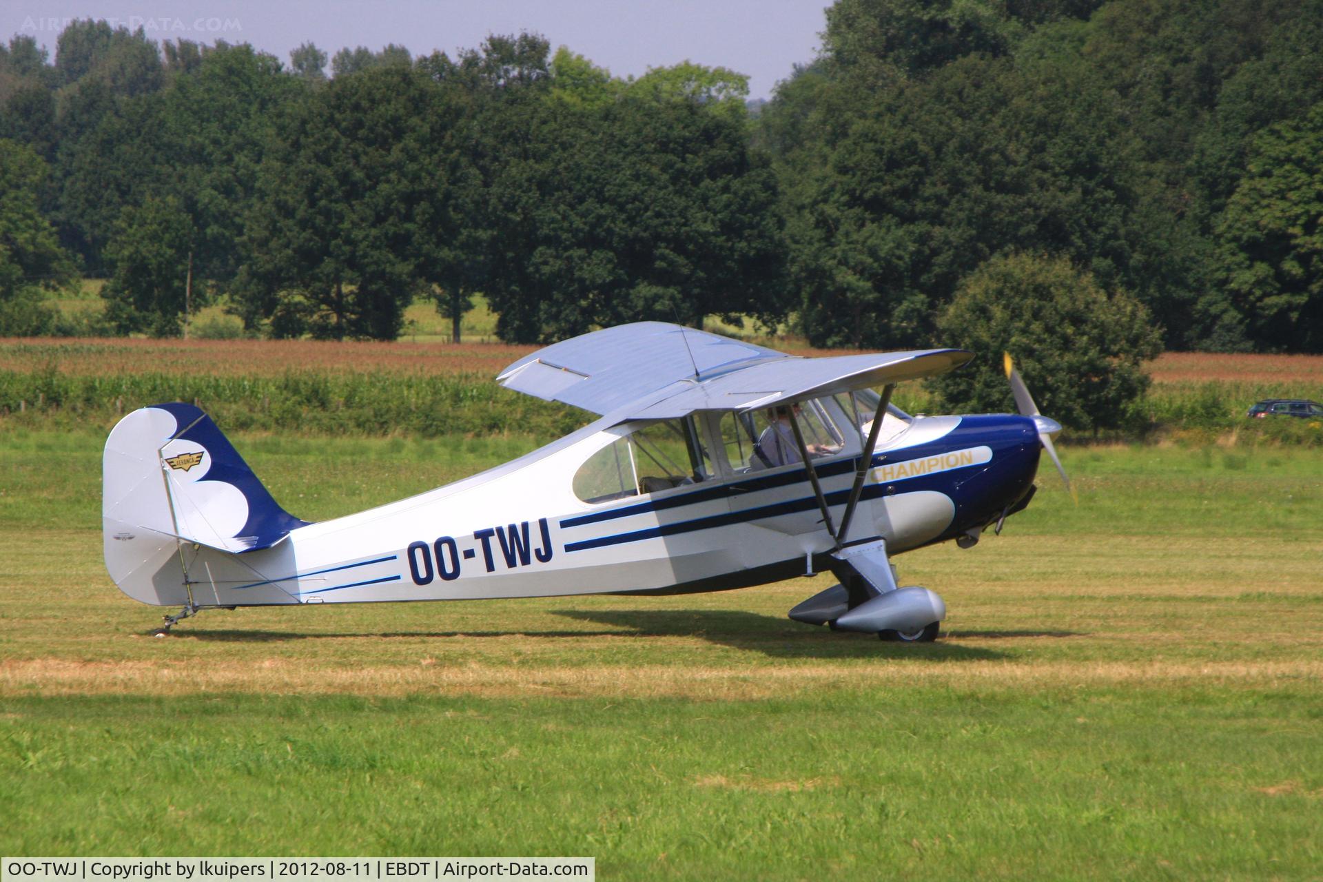 OO-TWJ, 1946 Aeronca 7AC Champion C/N 7AC-3625, Arriving at the 2012 Old Timer Fly-in at Schaffen Diest