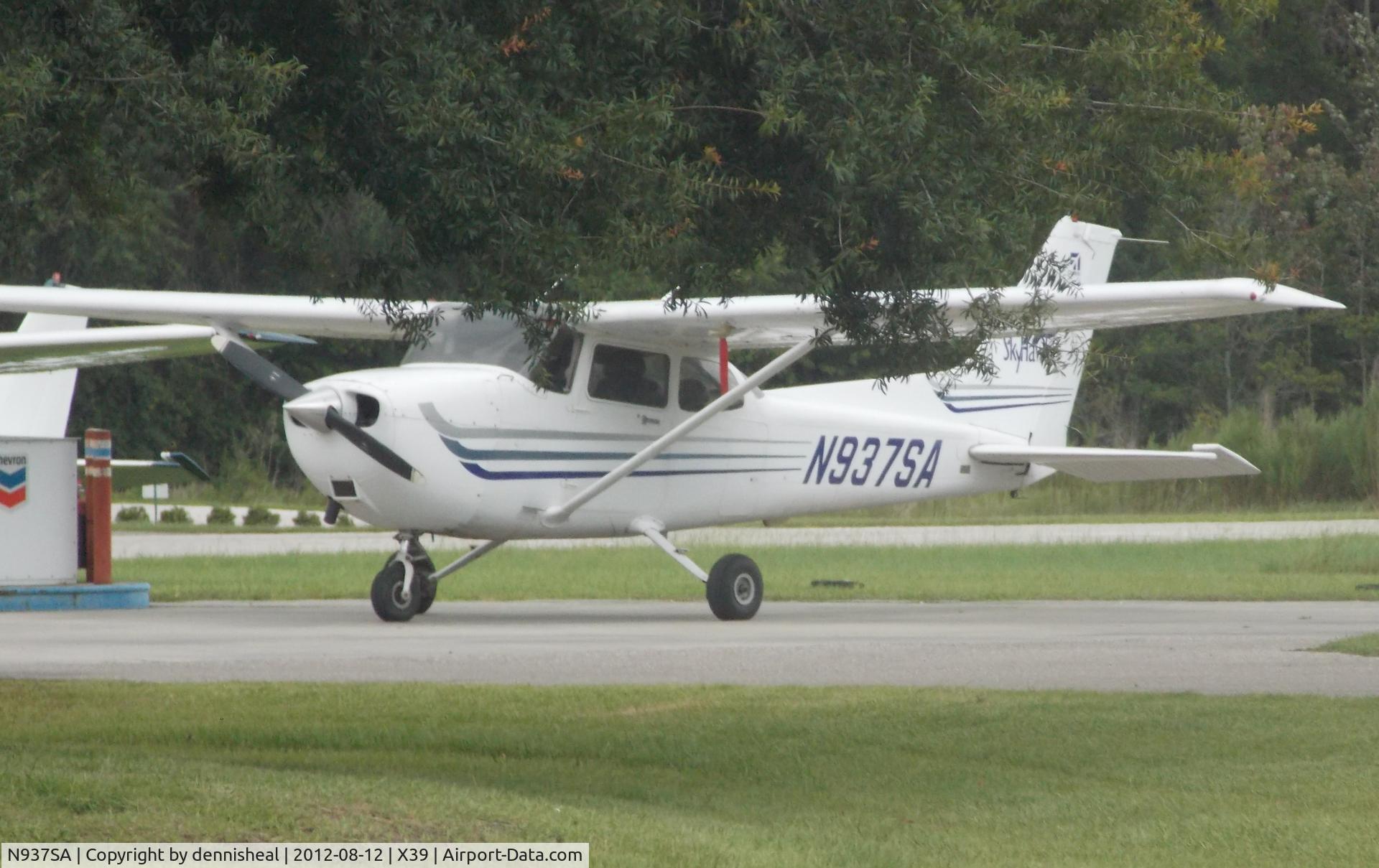 N937SA, 2003 Cessna 172S C/N 172S9377, 2003 CESSNA 172S SKYHAWK, CN 172S9377