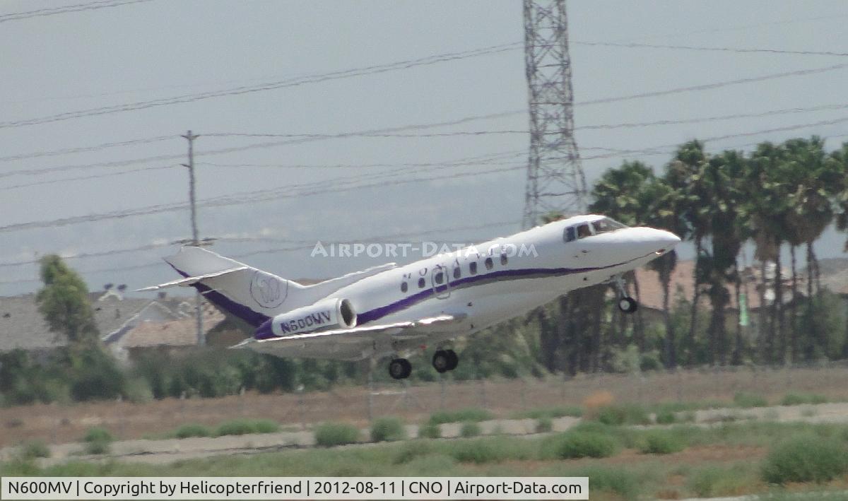 N600MV, 1993 British Aerospace BAe.125-1000A C/N 259036, Lifting off runway 26L