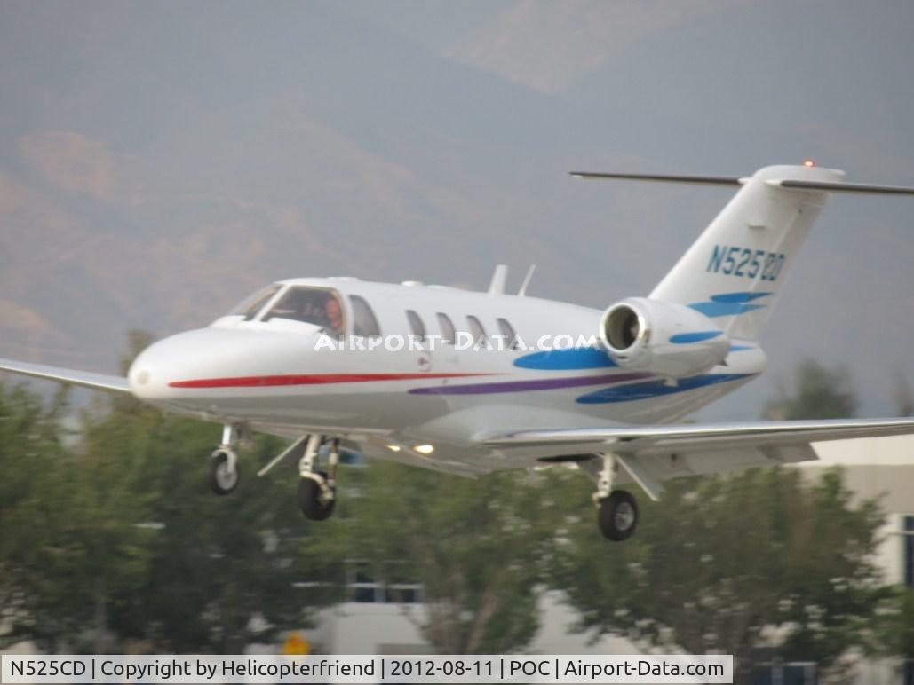 N525CD, 2000 Cessna 525 CitationJet CJ1 C/N 525-0360, Landing on 26L
