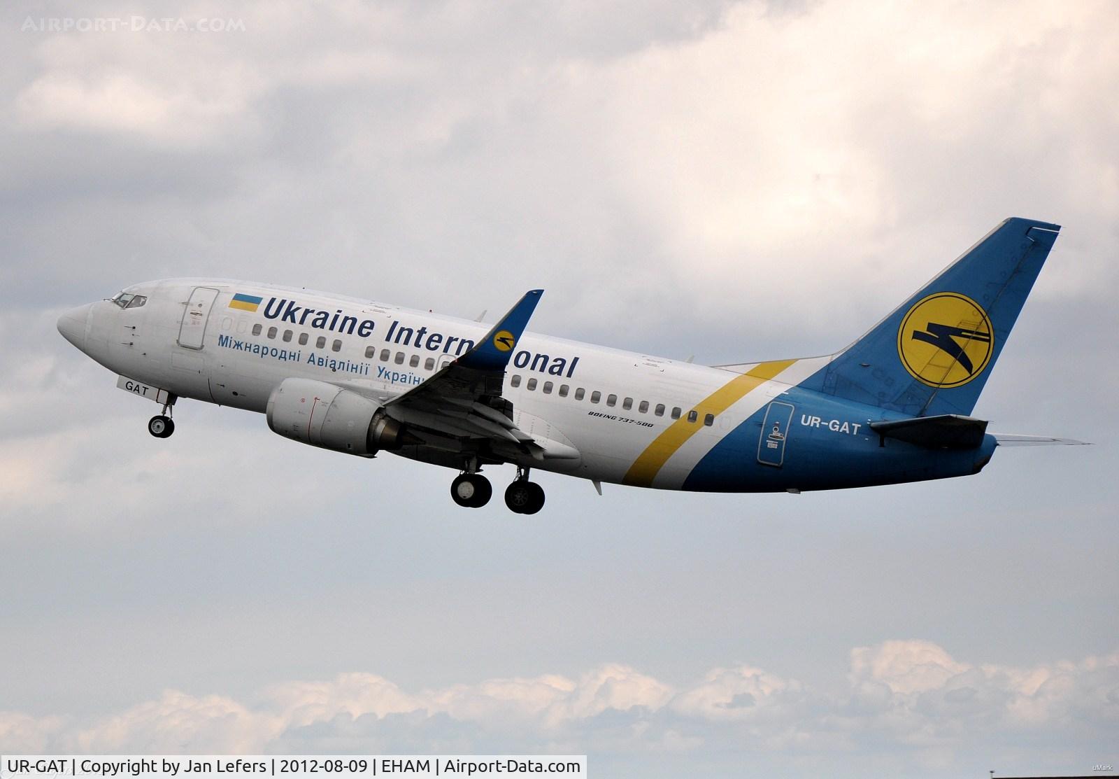 UR-GAT, 1993 Boeing 737-528 C/N 25237, Ukraine International