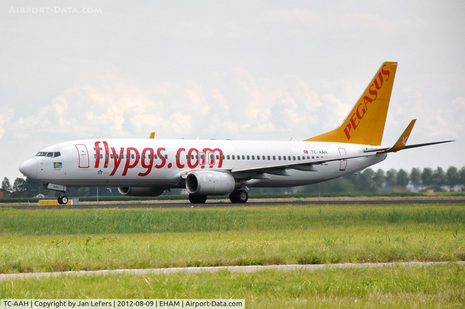 TC-AAH, 2008 Boeing 737-82R C/N 35701/2496, Pegasus