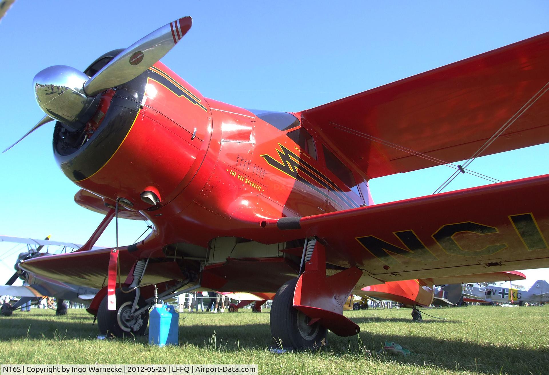 N16S, 1944 Beech D17S Staggerwing C/N 6687, Beechcraft D17S Staggerwing at the Meeting Aerien 2012, La-Ferte-Alais