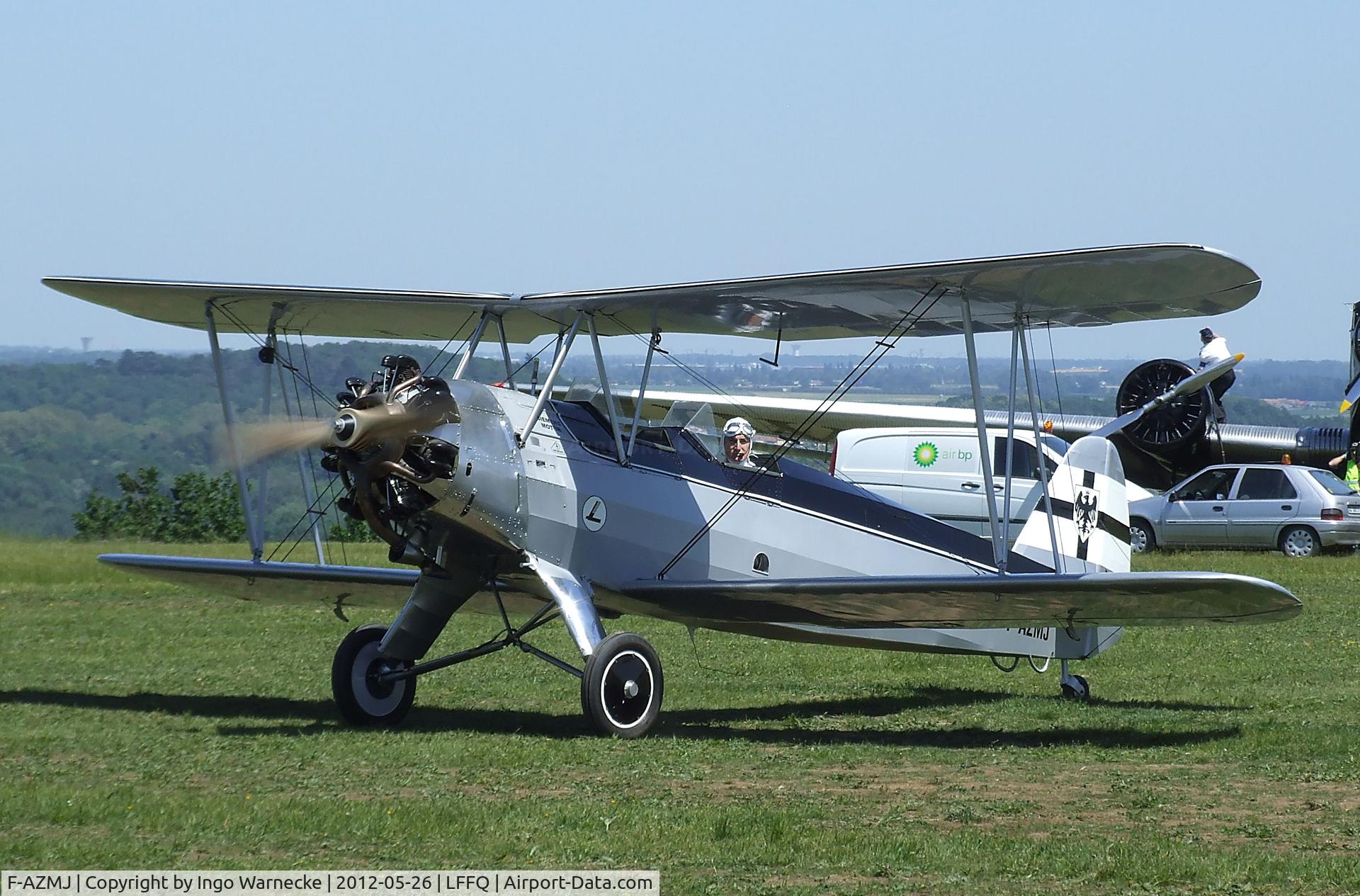 F-AZMJ, 1940 Focke-Wulf Fw-44J Stieglitz C/N 2782, Focke-Wulf Fw 44J Stieglitz at the Meeting Aerien 2012, La-Ferte-Alais