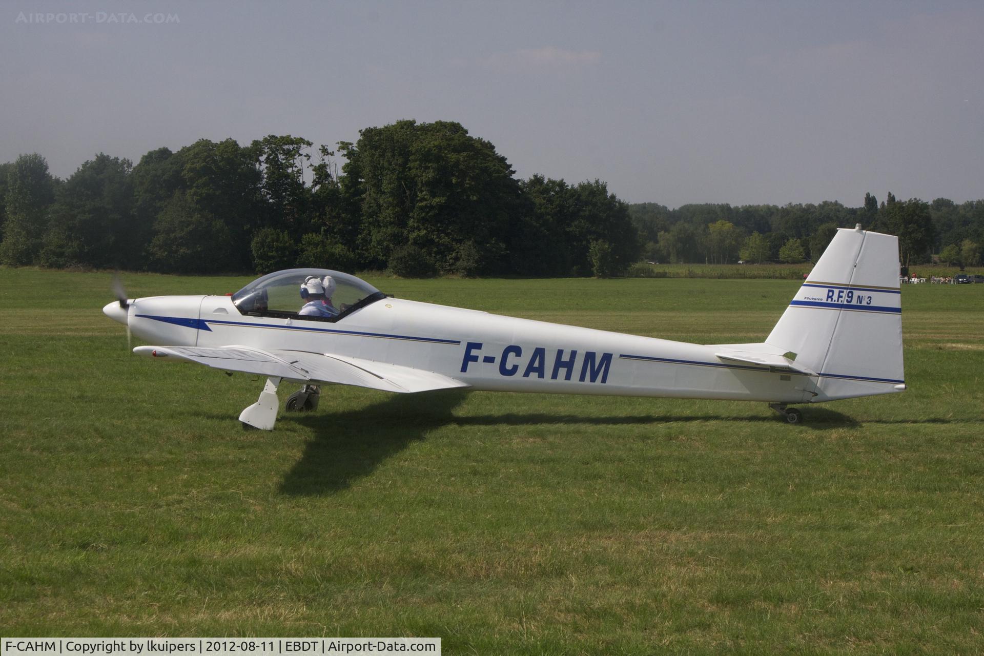 F-CAHM, Fournier RF-9 C/N 3, ready for departure at the Schaffen Diest Oldtimer Fly-in 2012