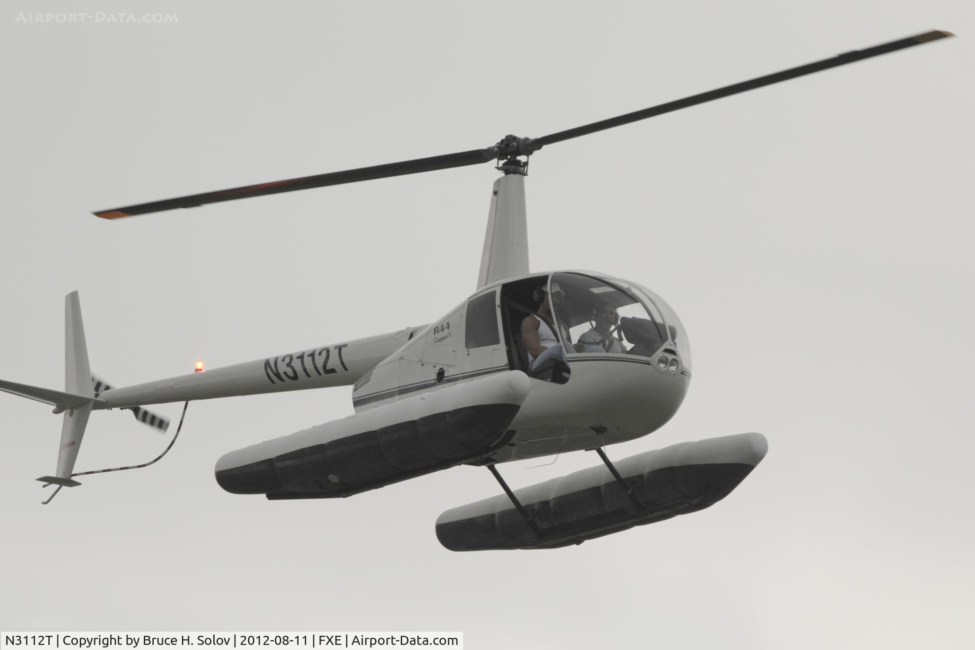 N3112T, 2006 Robinson R44 C/N 1618, On approach to KFXE runway 8