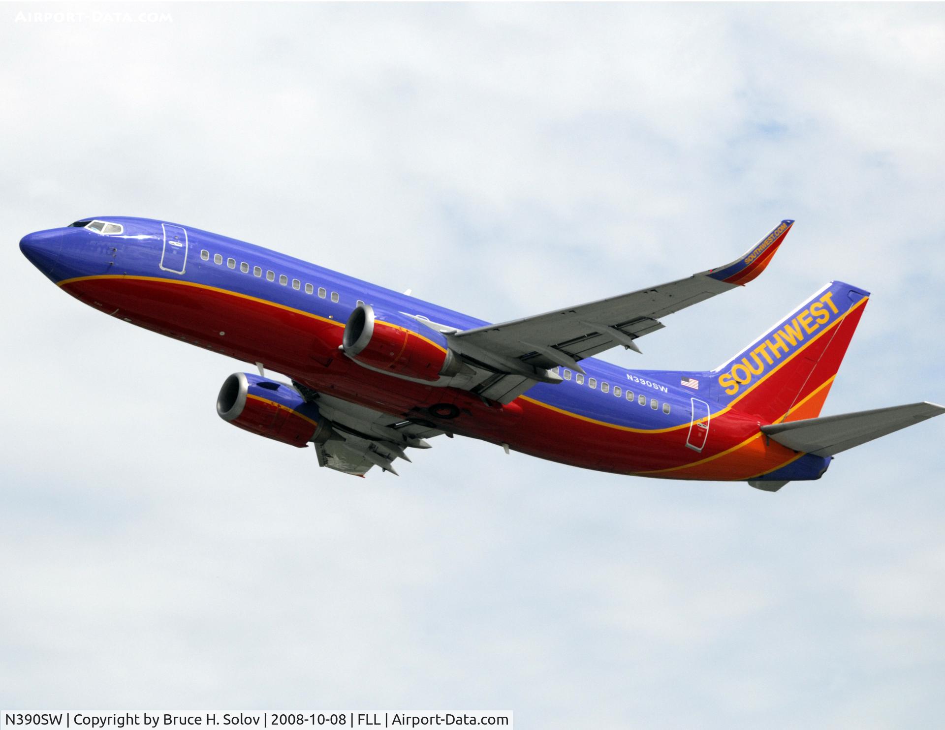 N390SW, 1994 Boeing 737-3H4 C/N 26593, On takeoff from Runway 9L at KFLL
