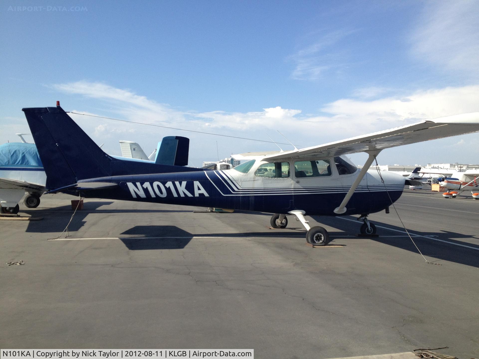 N101KA, 1979 Cessna 172N C/N 17272754, Parked on the north ramp