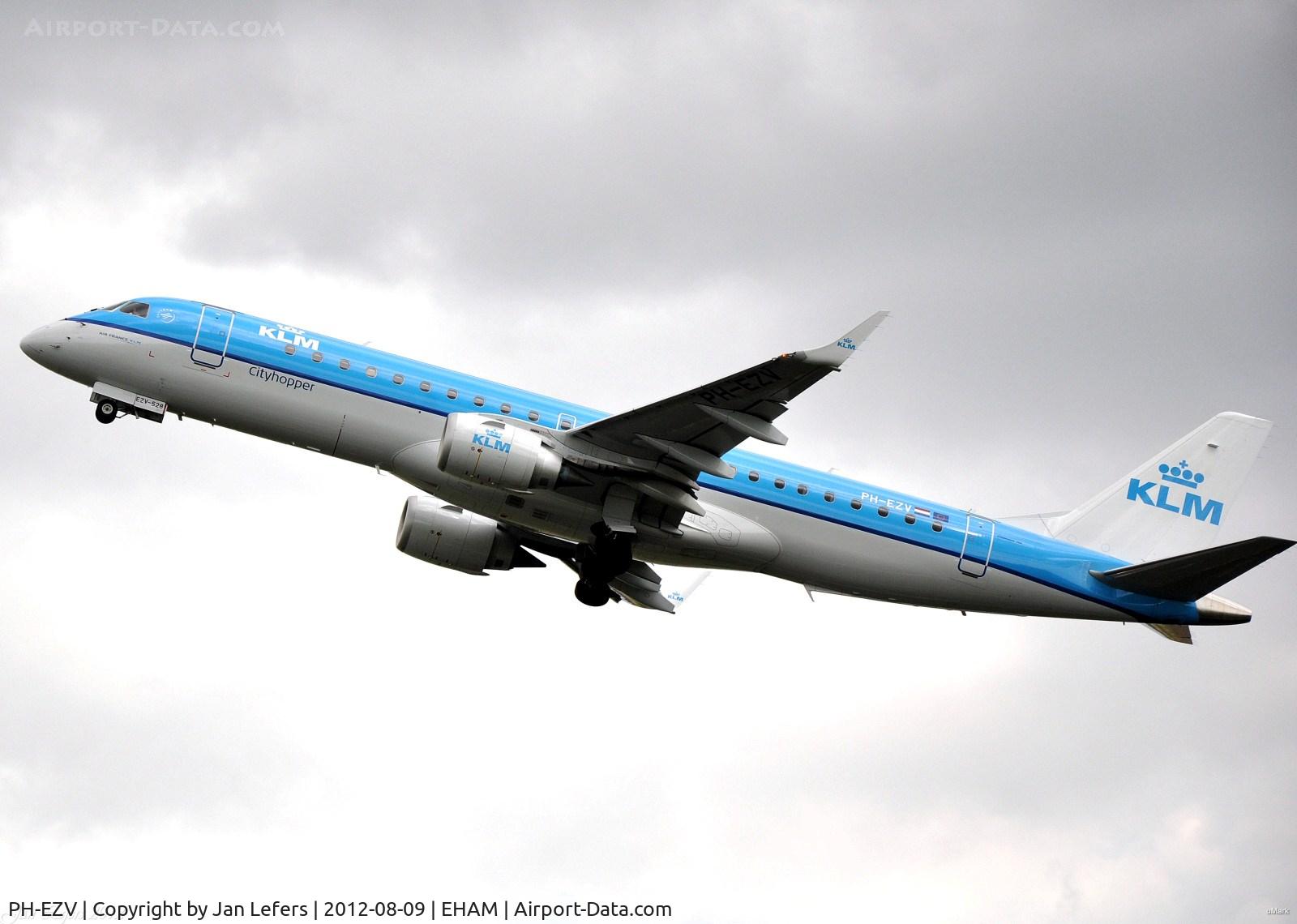 PH-EZV, 2012 Embraer 190LR (ERJ-190-100LR) C/N 19000528, KLM Cityhopper