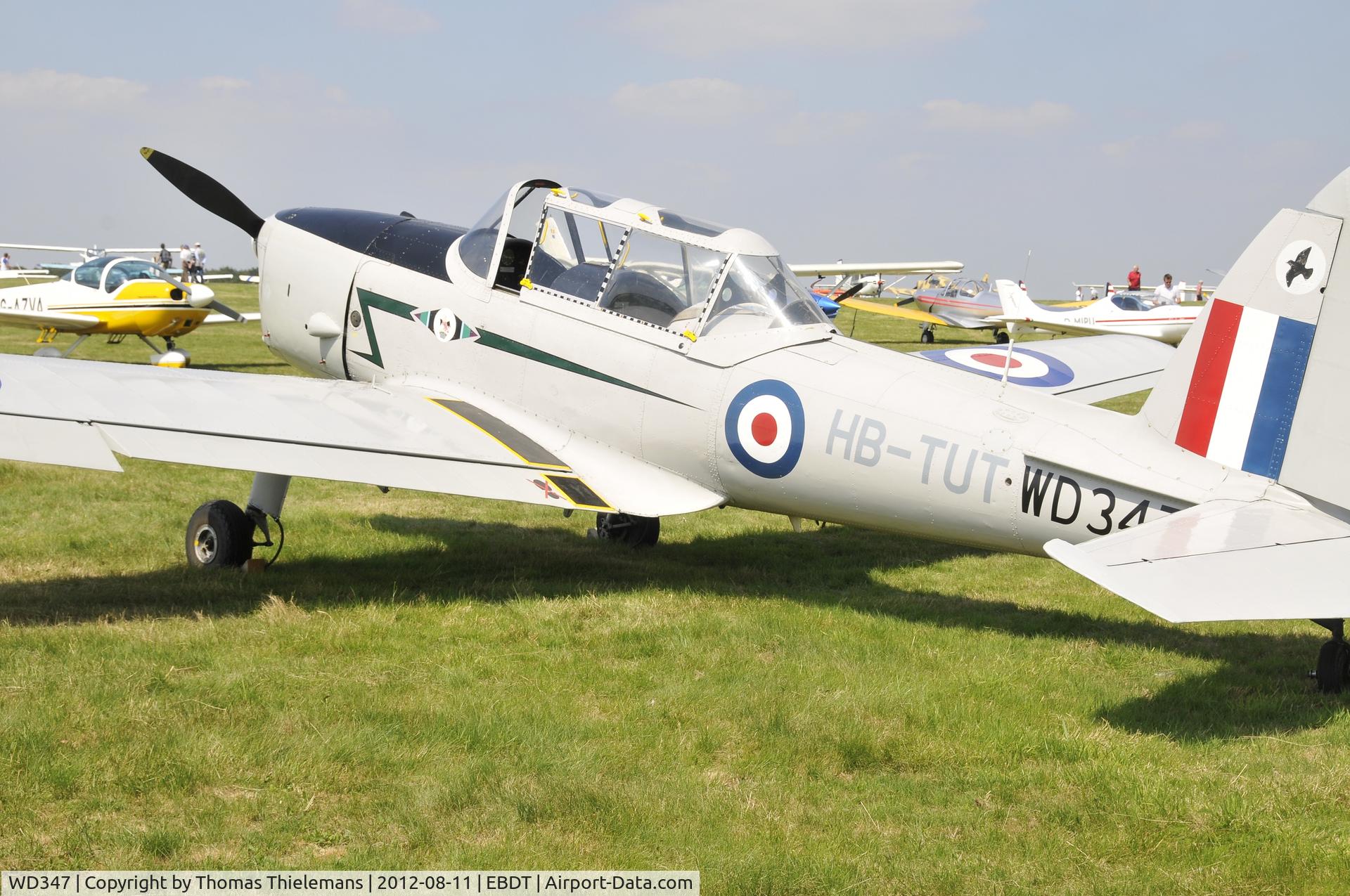 WD347, 1951 De Havilland DHC-1 Chipmunk T.10 C/N C1/0284, Fly In