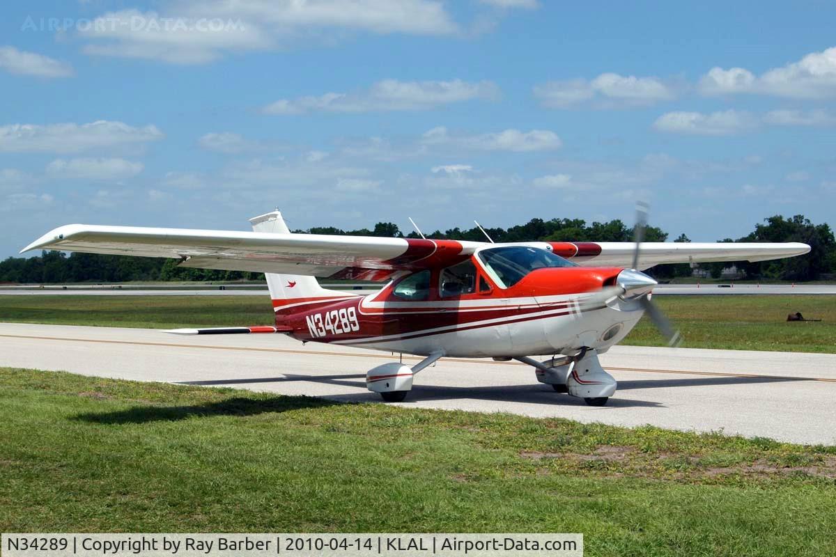 N34289, 1972 Cessna 177B Cardinal C/N 17701754, Seen taxiing in.
