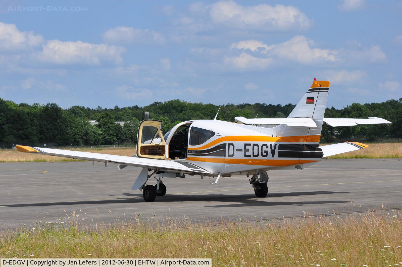 D-EDGV, Rockwell Commander 114A C/N 14531, Rockwell Commander 114A