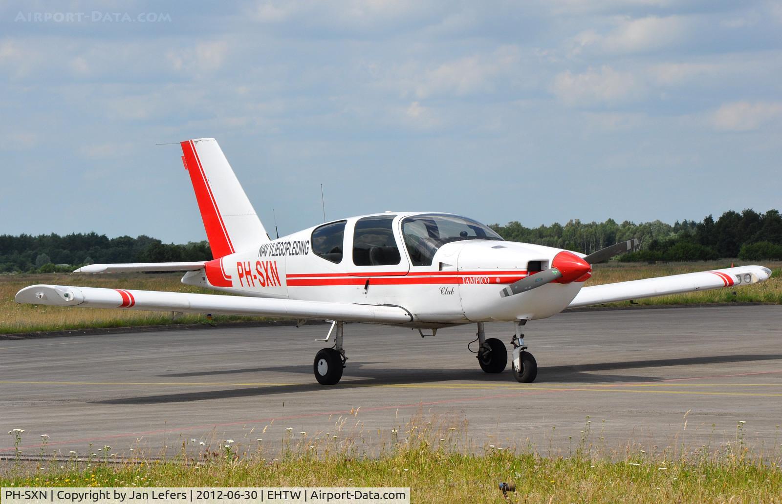 PH-SXN, Socata TB-9C Tampico Club C/N 1541, Privat
