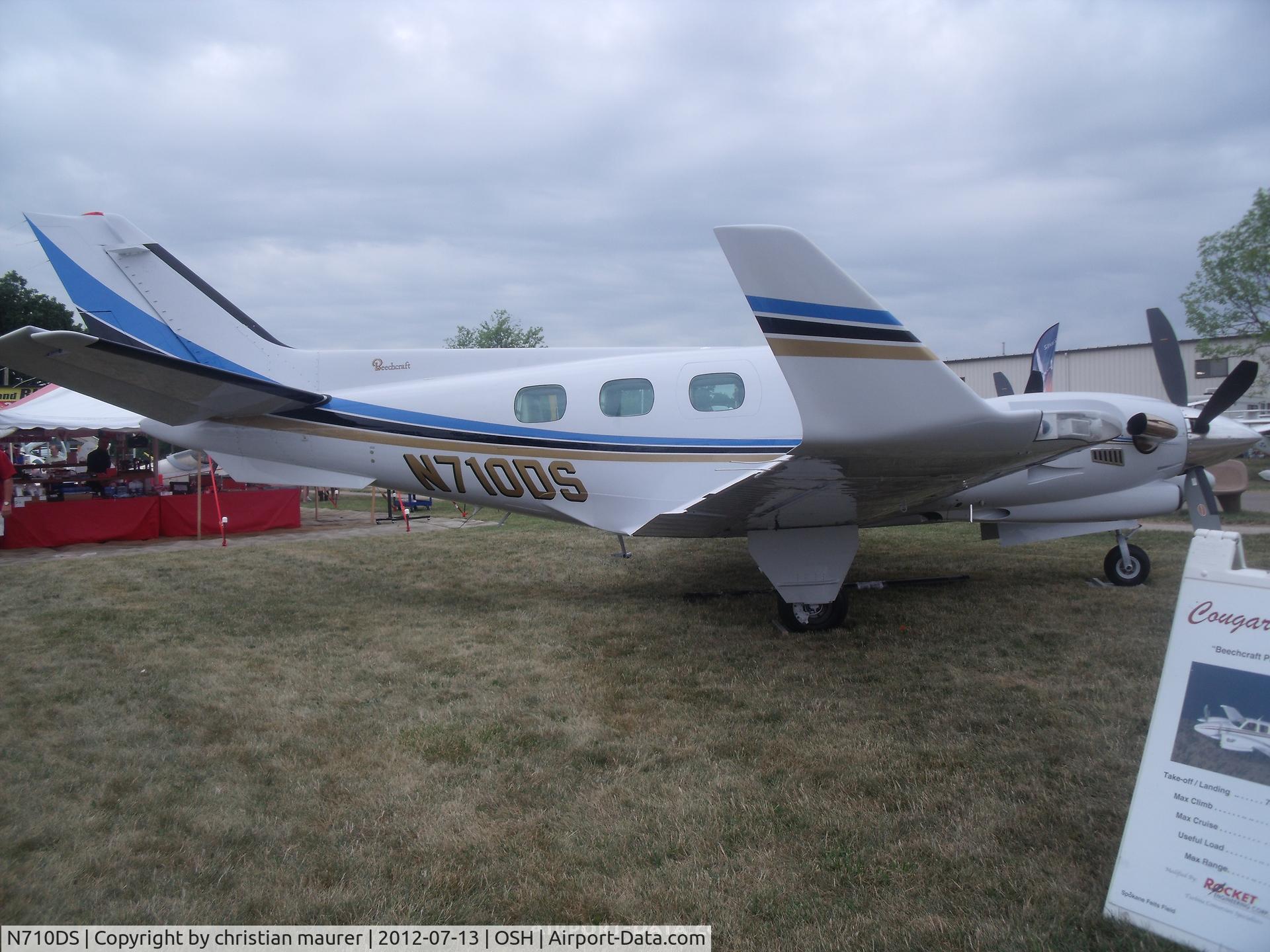 N710DS, 1982 Beech B-60 Duke C/N P-594, b-60