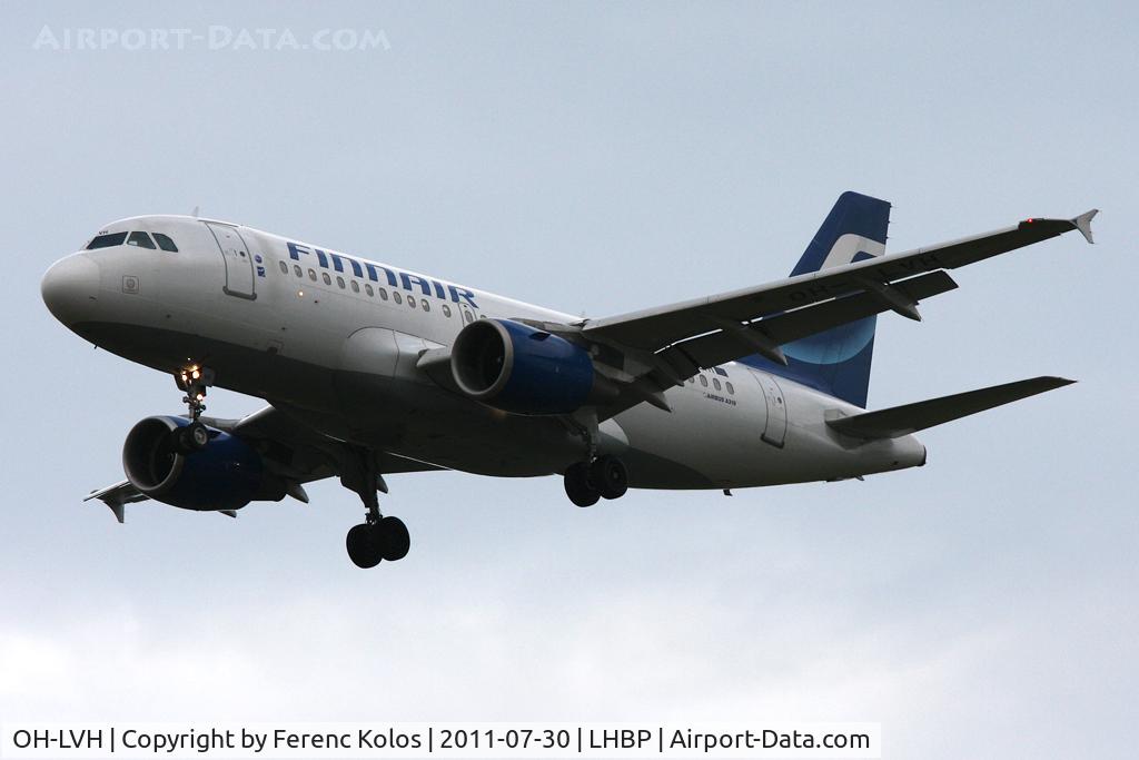 OH-LVH, 2000 Airbus A319-112 C/N 1184, Ferihegy