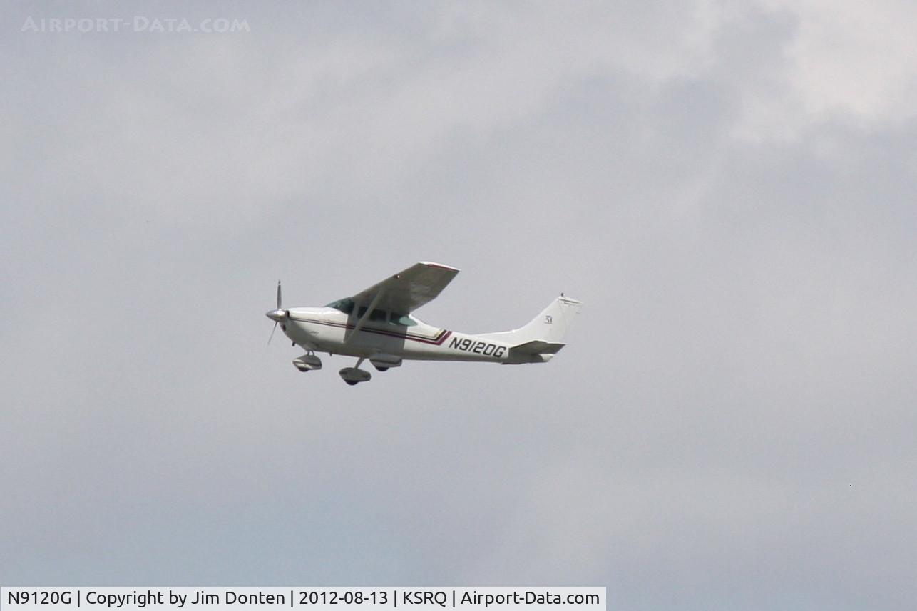 N9120G, 1971 Cessna 182N Skylane C/N 18260660, Cessna Skylane (N9120G) departs Sarasota-Bradenton International Airport enroute to Tampa International Airport