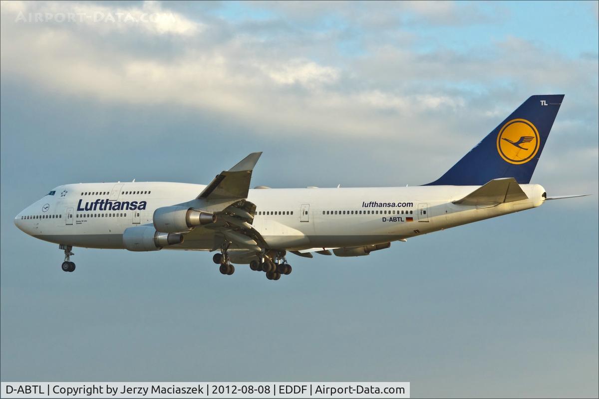 D-ABTL, 2002 Boeing 747-430 C/N 29872, Boeing 747-430