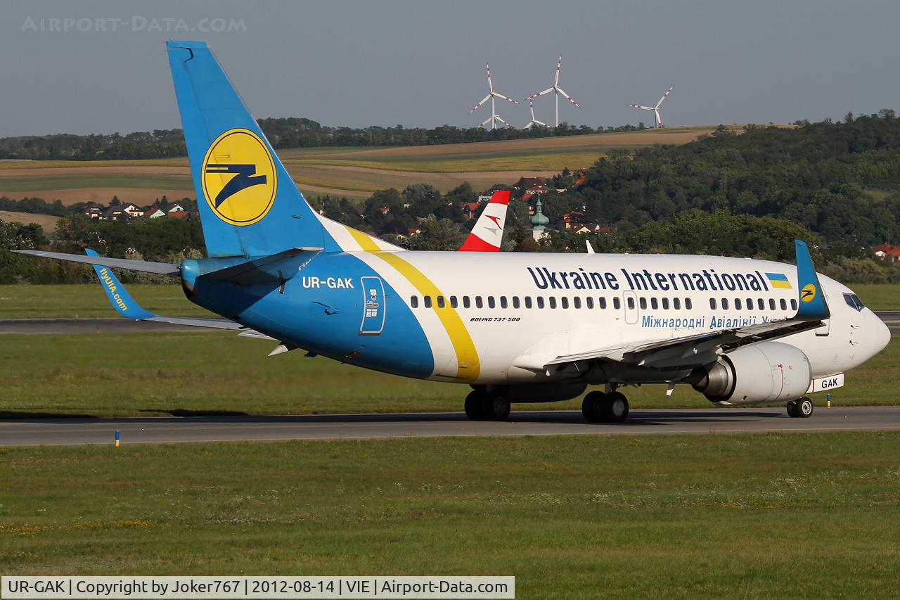 UR-GAK, 1992 Boeing 737-5Y0 C/N 26075, Ukraine International Airlines