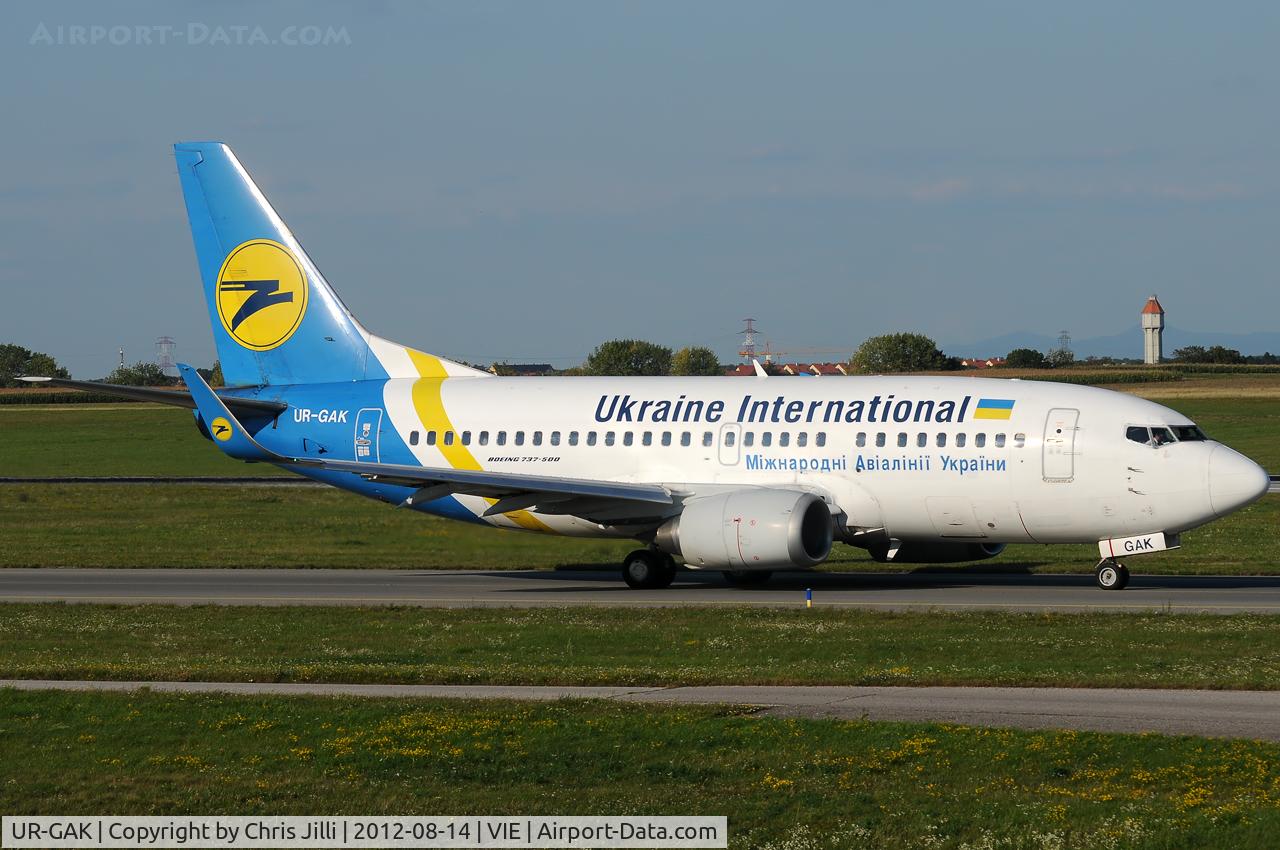 UR-GAK, 1992 Boeing 737-5Y0 C/N 26075, Ukraine International
