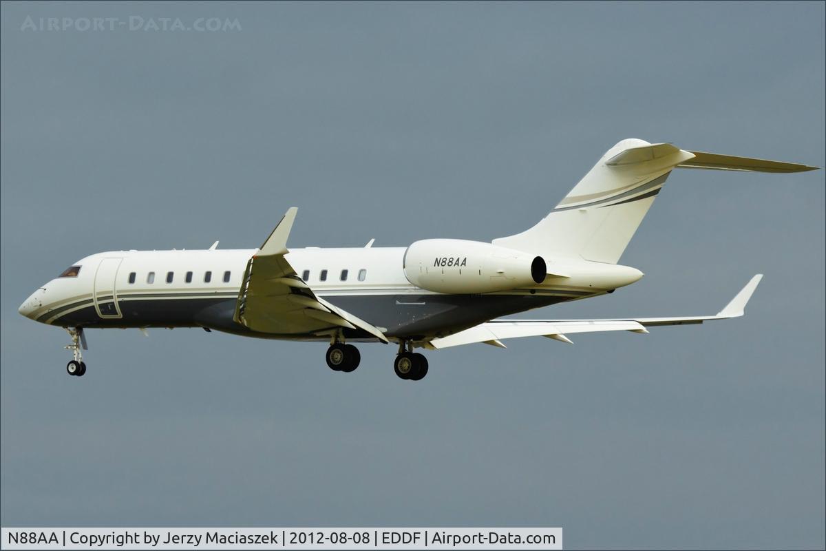 N88AA, 2011 Bombardier BD-700-1A10 Global Express 6000 C/N 9438, Cessna R182,
