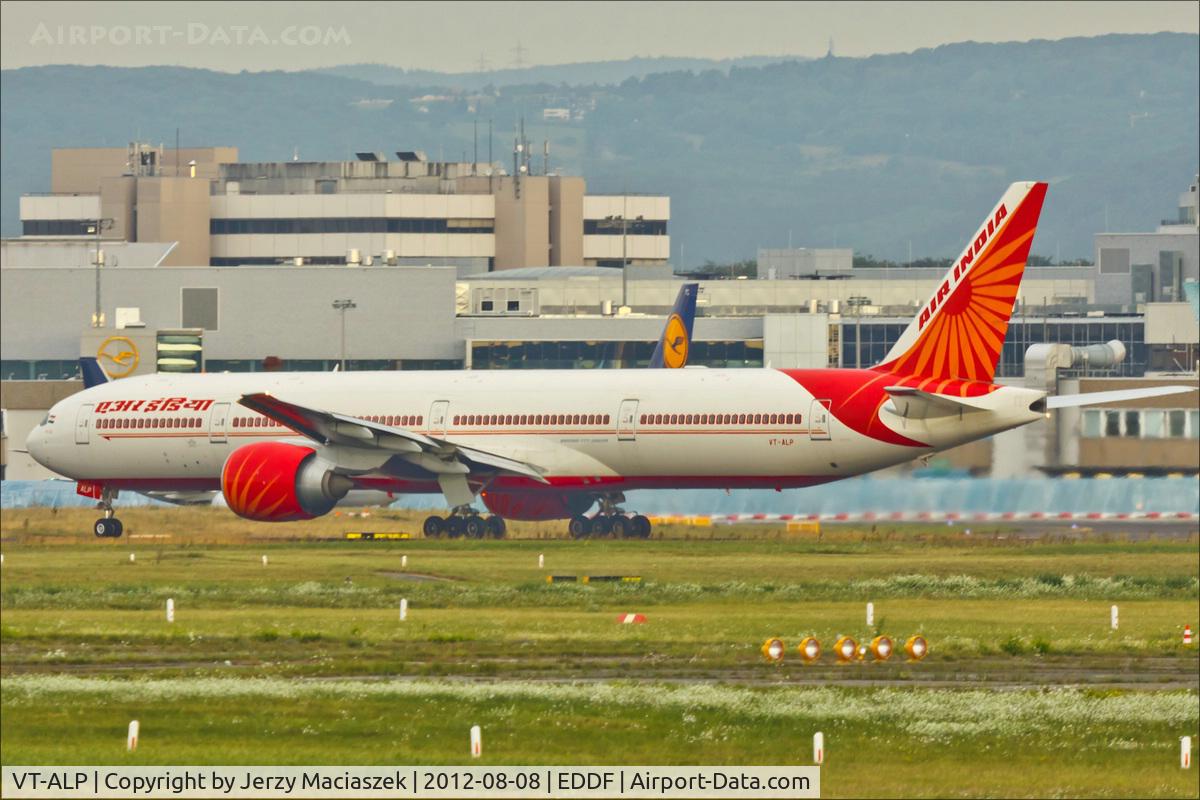 VT-ALP, 2009 Boeing 777-337/ER C/N 36314, Boeing 777-337ER