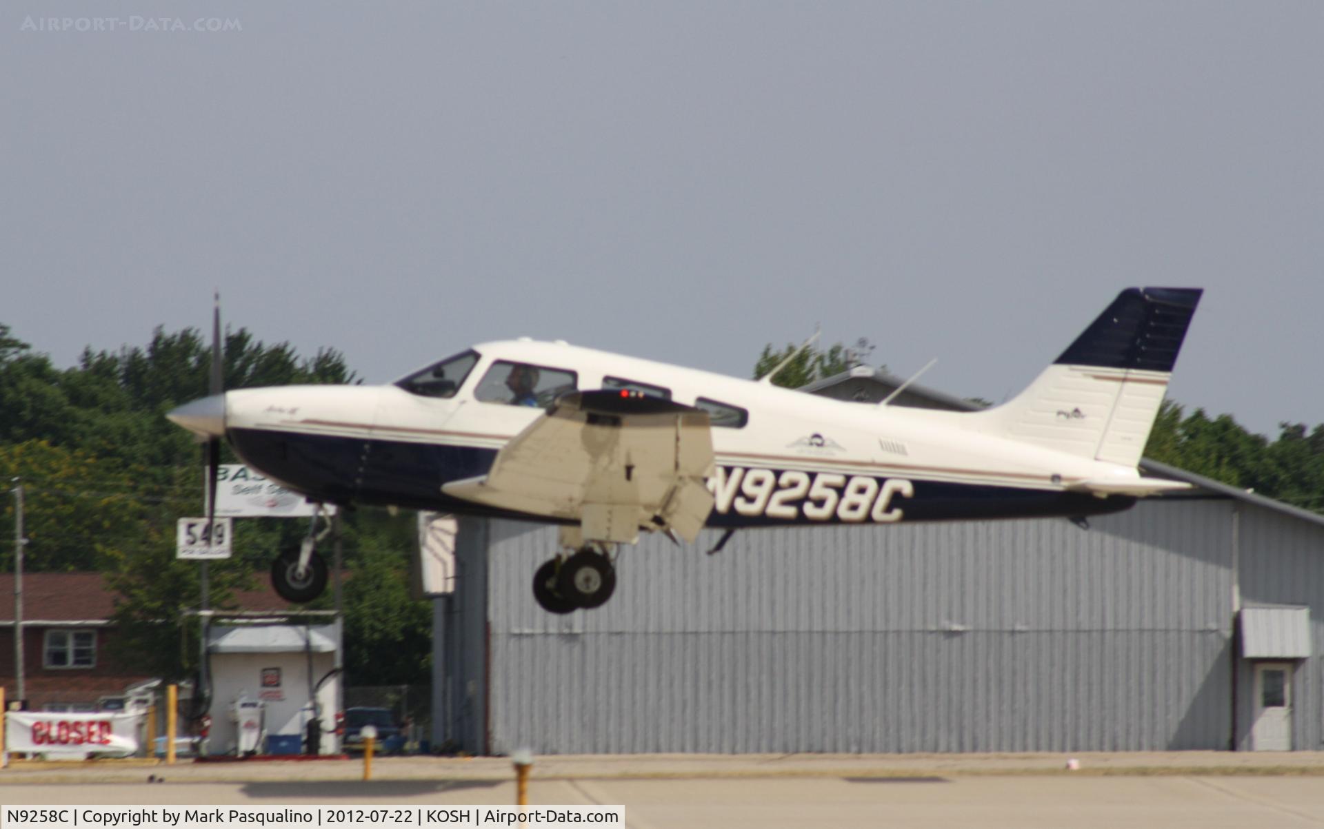 N9258C, 1995 Piper PA-28-181Cherokee C/N 2843002, Piper PA-28-181