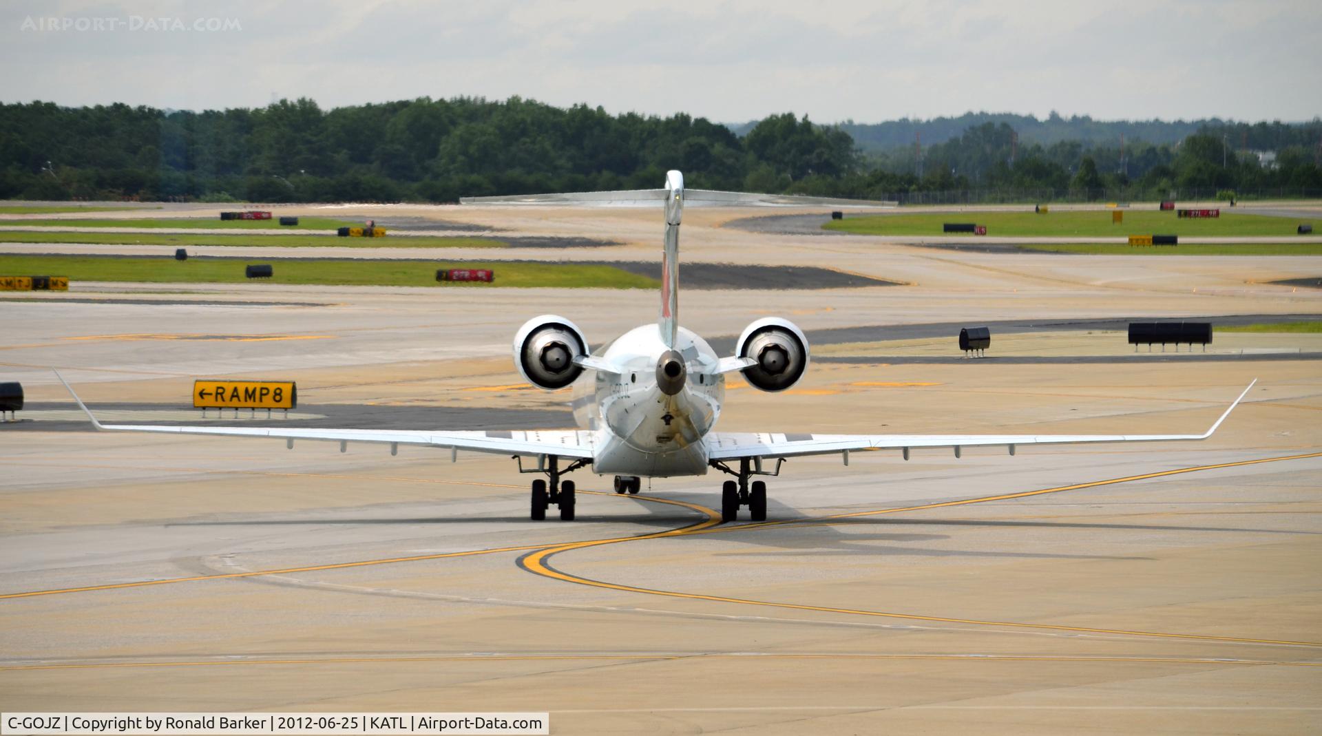 C-GOJZ, 2005 Canadair CRJ-705ER (CL-600-2D15) Regional Jet C/N 15053, Taxi ATL