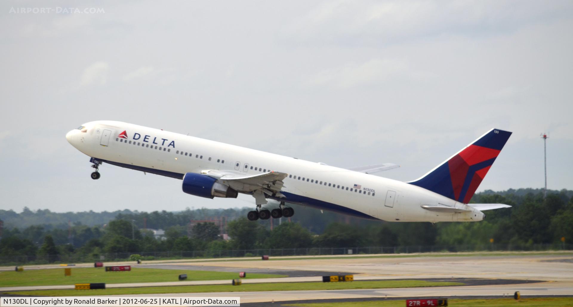 N130DL, 1988 Boeing 767-332 C/N 24080, Takeoff ATL