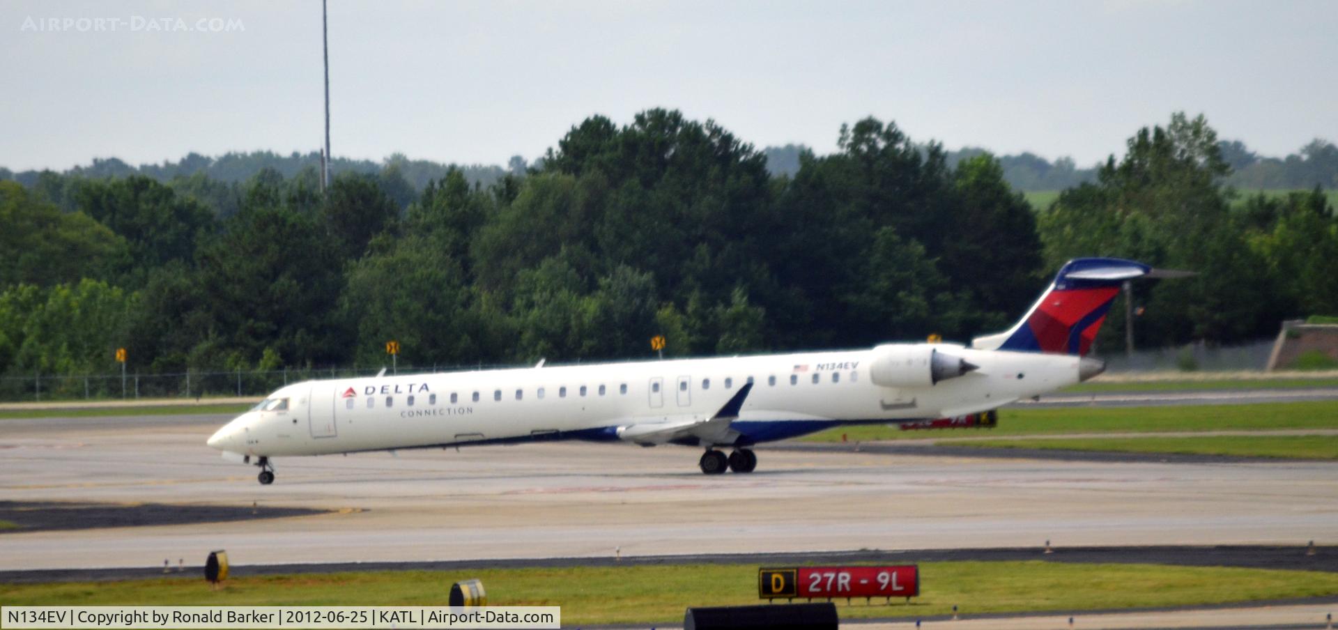 N134EV, 2009 Bombardier CRJ-900ER (CL-600-2D24) C/N 15223, Taxi ATL