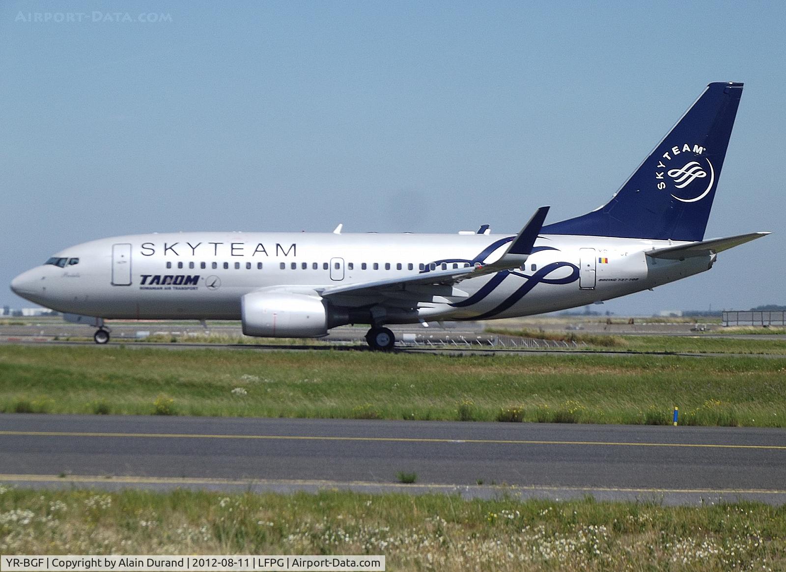 YR-BGF, 2001 Boeing 737-78J C/N 28440, C/N 795, delivered new in 2001, winglets added in 2009 and Skyteam dress applied in 2011.