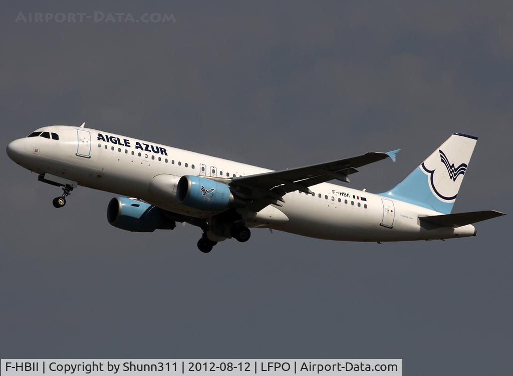 F-HBII, 2009 Airbus A320-214 C/N 3852, Taking off rwy 24