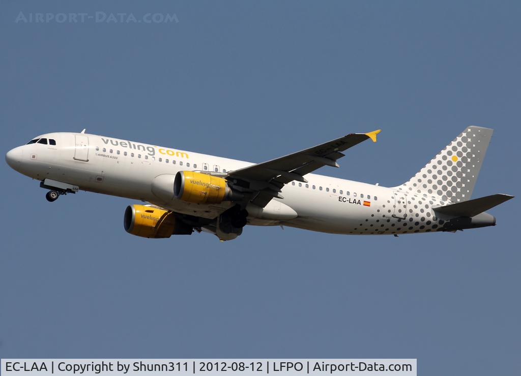 EC-LAA, 2006 Airbus A320-214 C/N 2678, Taking off from rwy 24