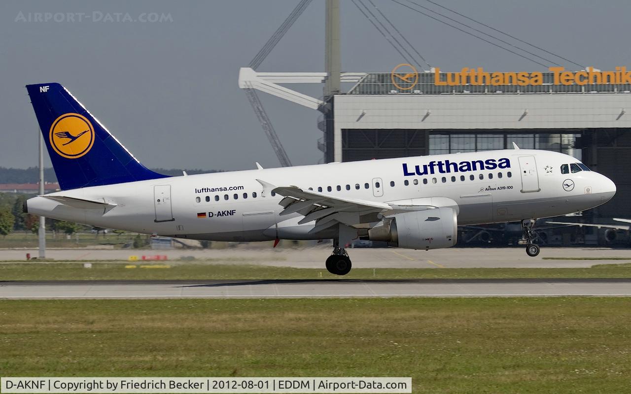 D-AKNF, 1997 Airbus A319-112 C/N 0646, moments prior touchdown