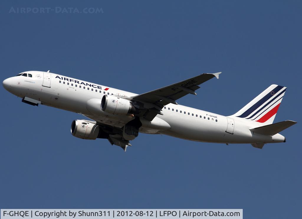 F-GHQE, 1990 Airbus A320-211 C/N 0115, Taking off from rwy 24