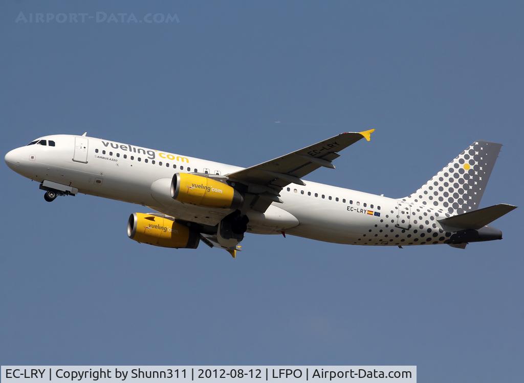 EC-LRY, 2002 Airbus A320-232 C/N 1862, Taking off from rwy 24