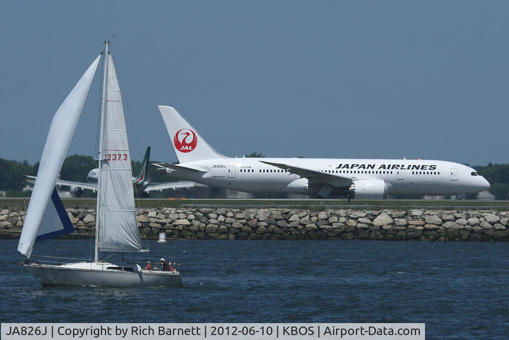 JA826J, 2012 Boeing 787-8 Dreamliner C/N 34836, JAL 7 taxiing to 4R