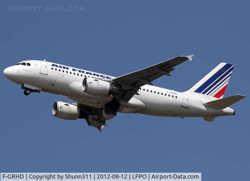 F-GRHD, 1999 Airbus A319-111 C/N 1000, Taking off from rwy 24
