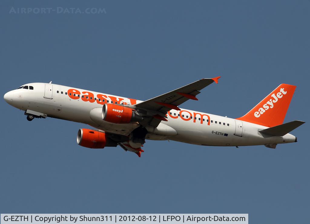 G-EZTH, 2009 Airbus A320-214 C/N 3953, Taking off from rwy 24