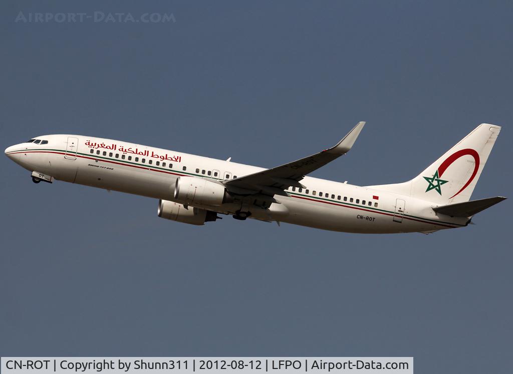 CN-ROT, 2009 Boeing 737-8B6 C/N 33068, Taking off from rwy 24