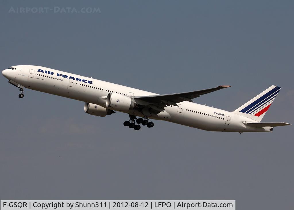 F-GSQR, 2006 Boeing 777-328/ER C/N 35677, Taking off from rwy 24