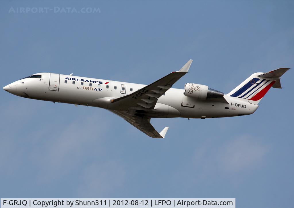 F-GRJQ, 1999 Canadair CRJ-100ER (CL-600-2B19) C/N 7321, Taking off from rwy 24
