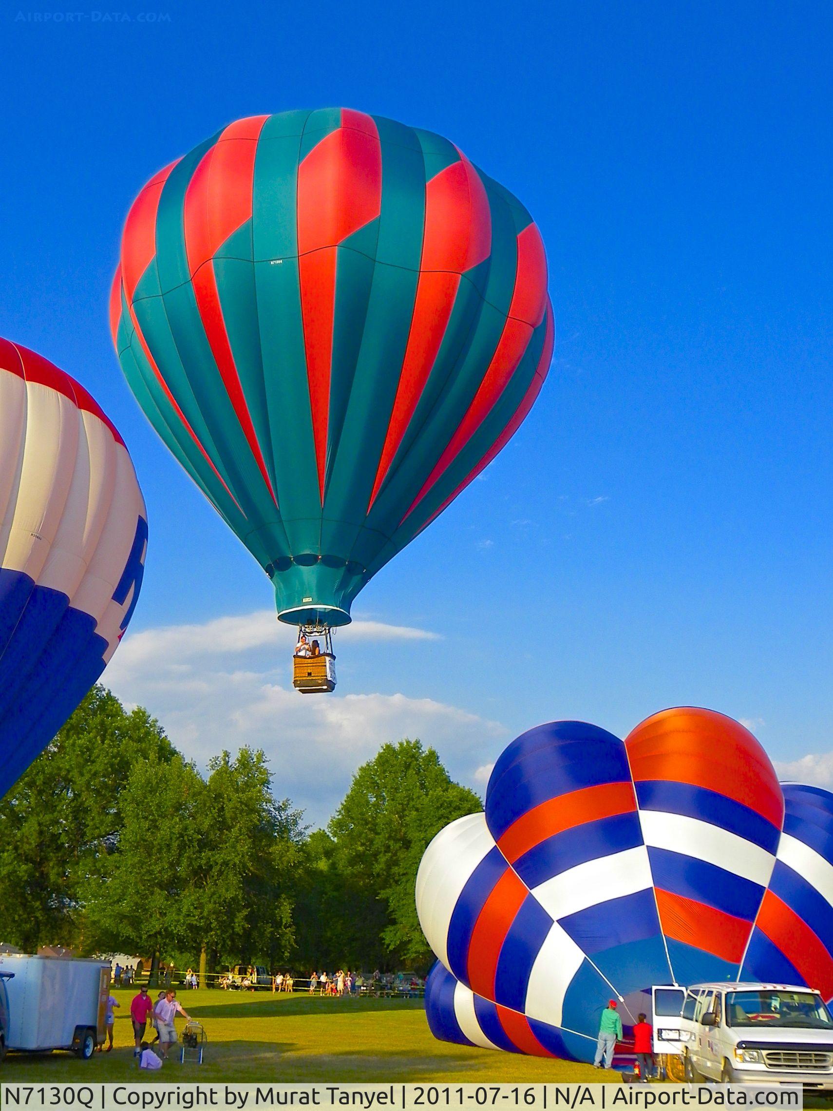 N7130Q, 1995 Aerostar International RX-7 C/N RX7-3313, @ Balloon Quest '11, New Castle, PA