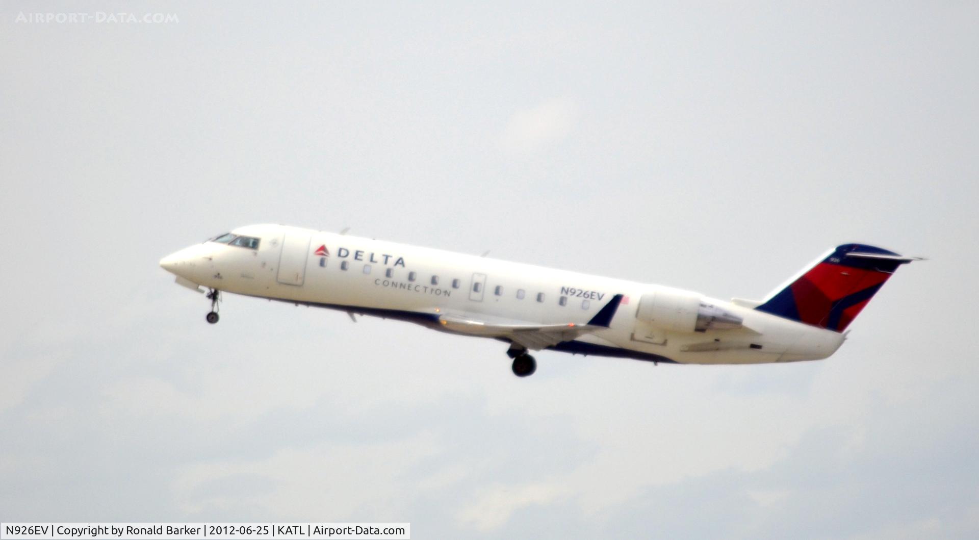 N926EV, 2003 Bombardier CRJ-200ER (CL-600-2B19) C/N 7843, Takeoff ATL