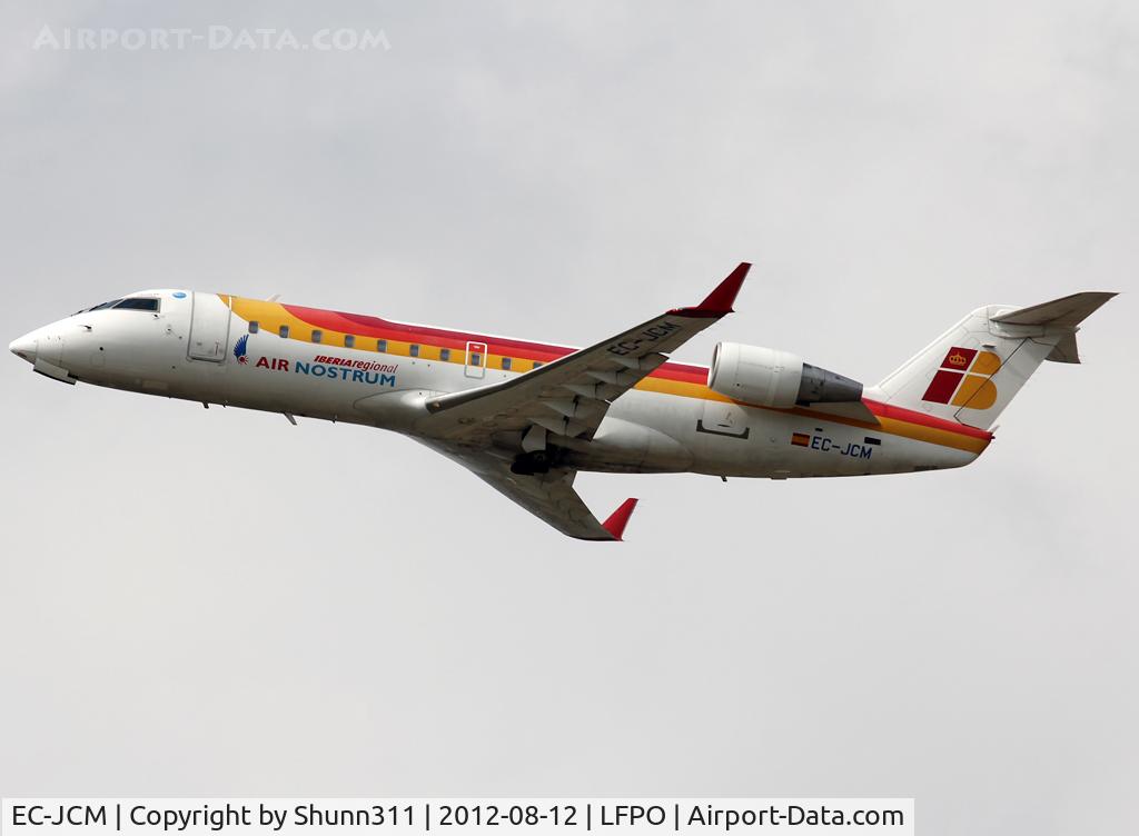 EC-JCM, 2004 Bombardier CRJ-200ER (CL-600-2B19) C/N 7981, Taking off from rwy 24