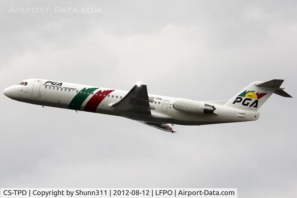 CS-TPD, 1991 Fokker 100 (F-28-0100) C/N 11317, Taking off from rwy 24
