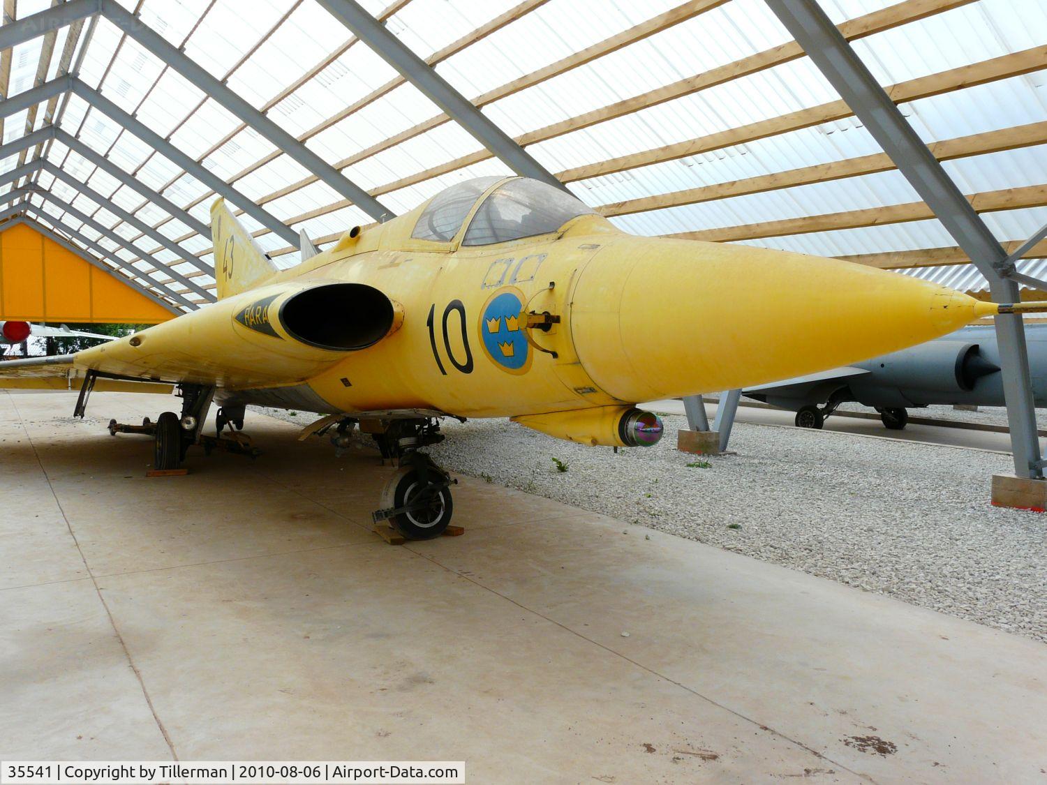 35541, Saab J-35J Draken C/N 35-541, Now on display with the Estonian Aviation Museum in Lange (near Tartu), Estonia.