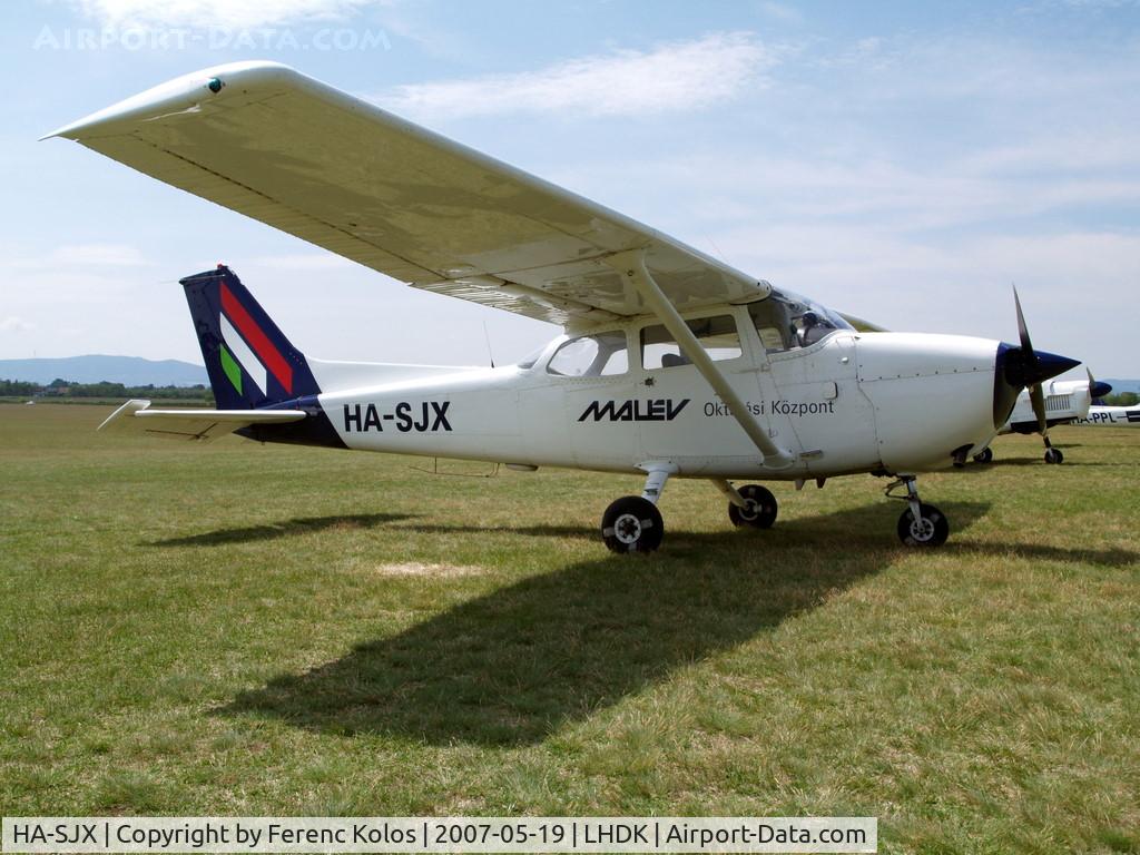 HA-SJX, 1978 Cessna 172N C/N 17270653, Dunakeszi