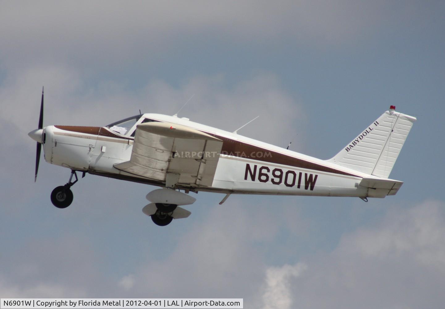 N6901W, 1965 Piper PA-28-140 C/N 28-21065, PA-28-140