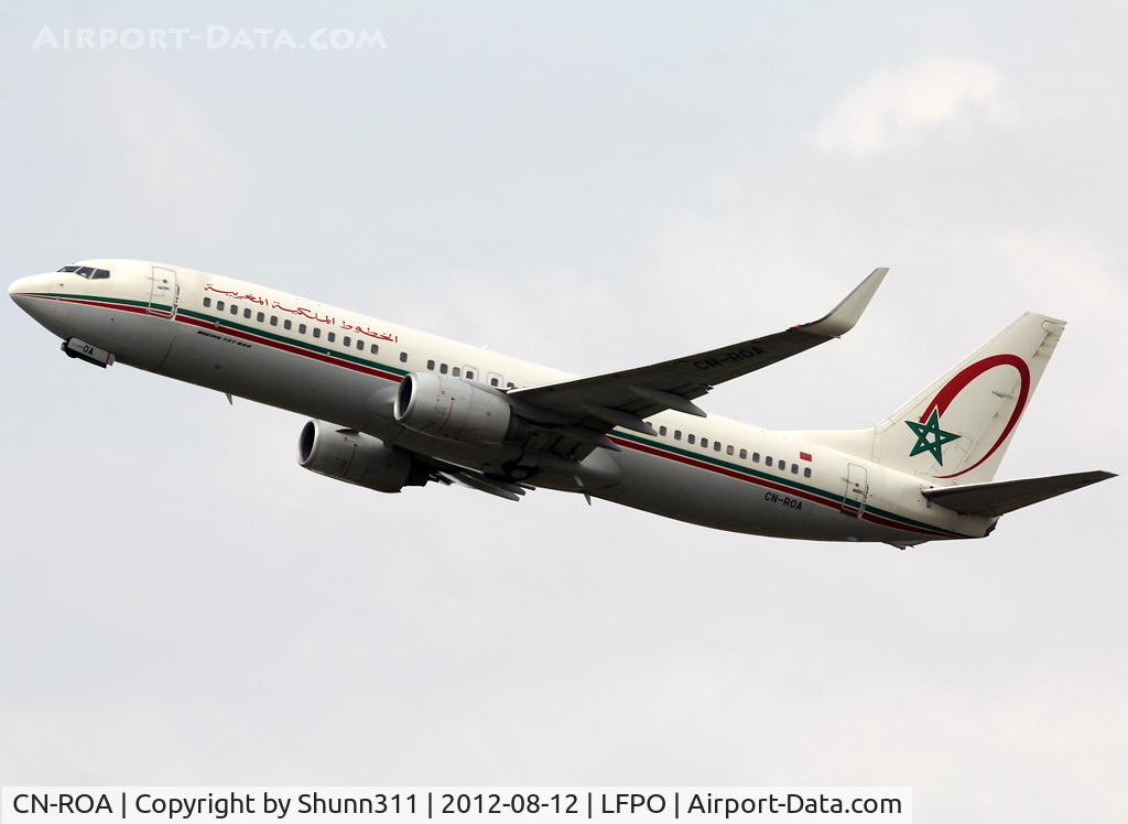 CN-ROA, 2004 Boeing 737-8B6 C/N 33059, Taking off from rwy 24
